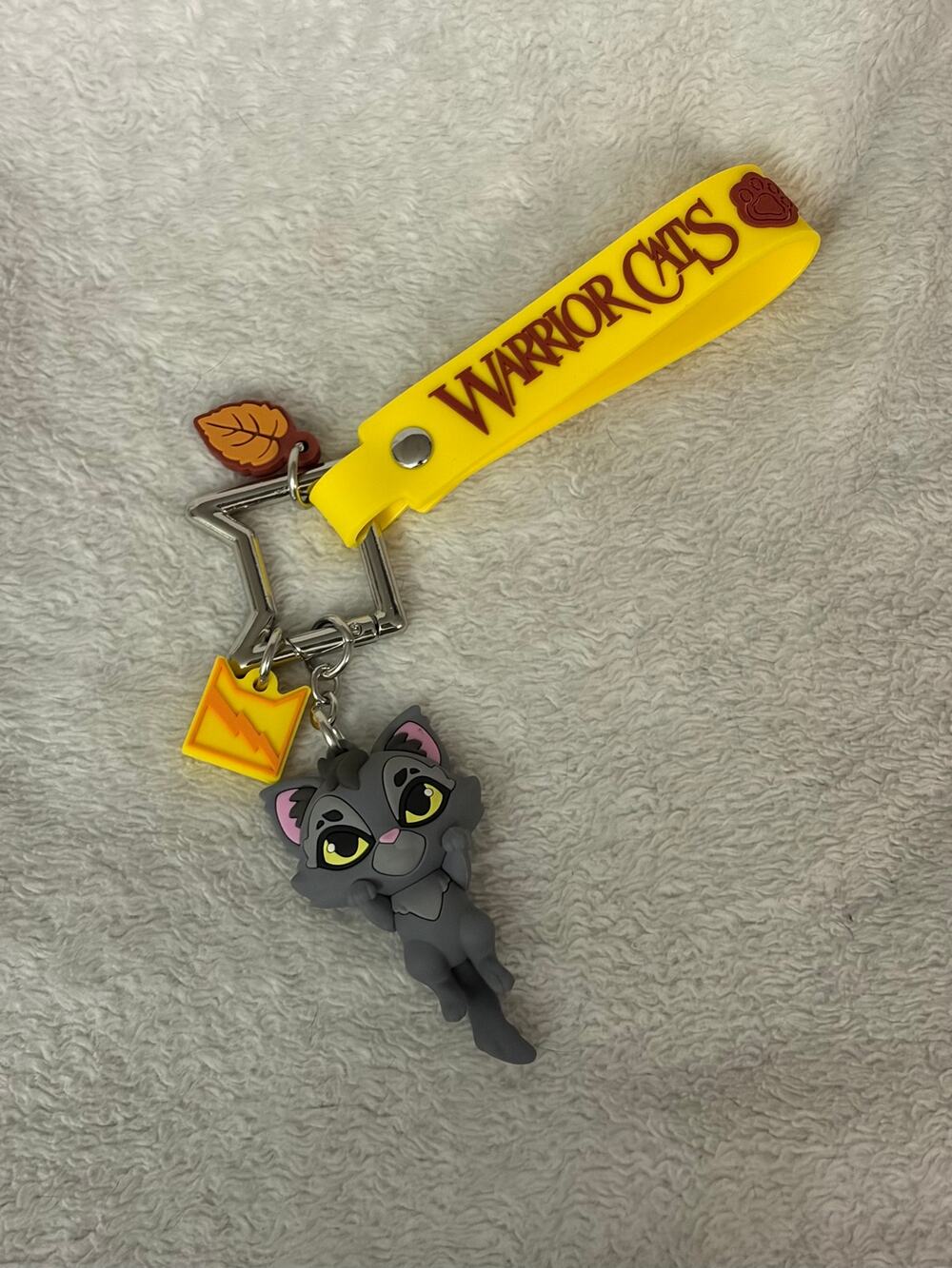 Warrior Cats Collectible Mystery Charms Graystripe Keychain New, open box
